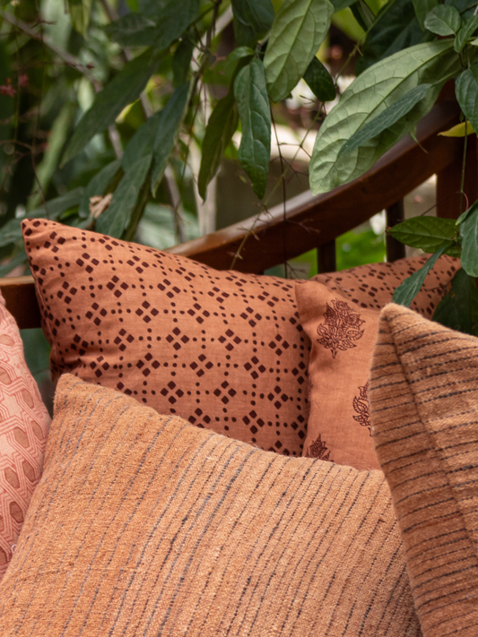 Anjali Dots Cinnamon/Brown Decorative Pillow Cover