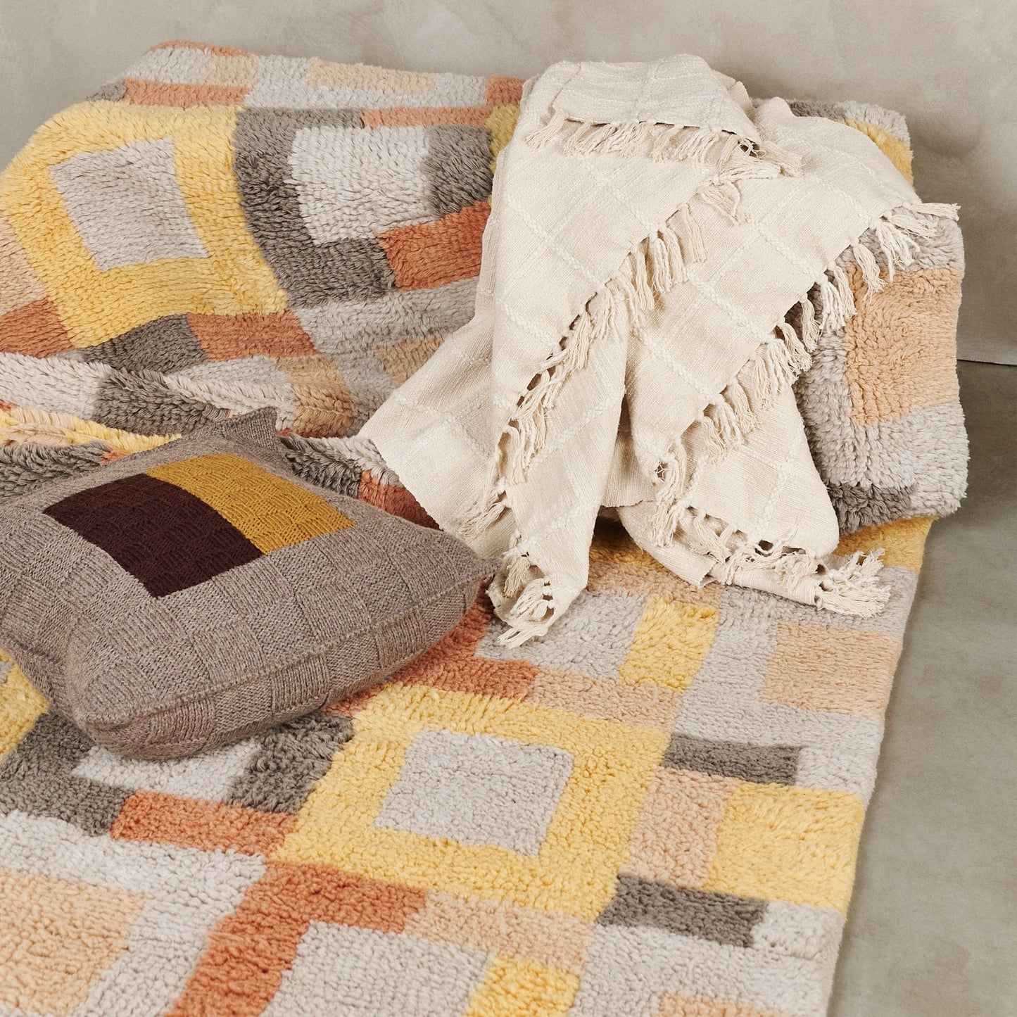 Sea Shell White Textured Checks Handloom Throw