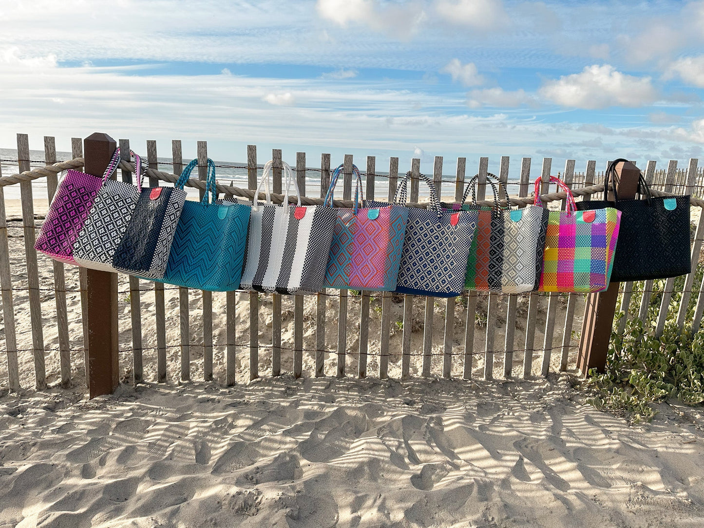 Palmera Woven Super Tote
