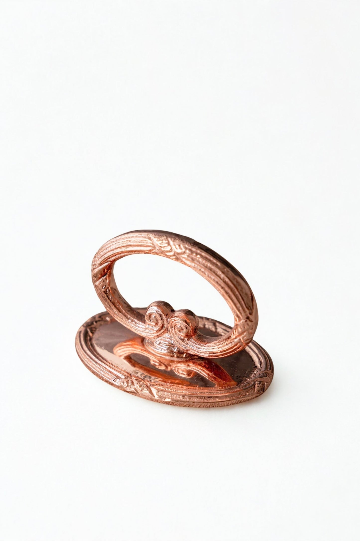 S/4 Vintage Inspired Copper Napkin Rings with Embossed Cross & Bow Pattern