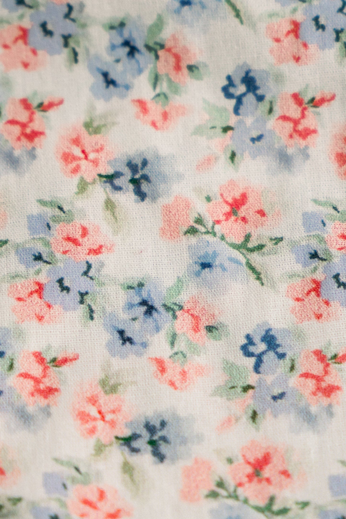 April Posies | Timeless Floral Ruffle Zipper Pouch