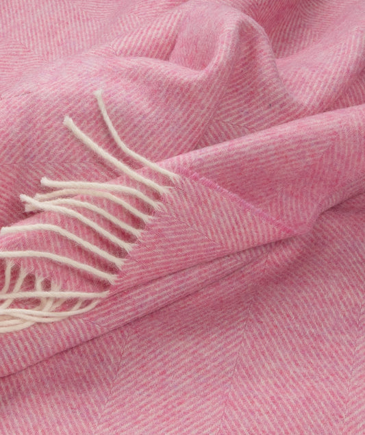 Southampton Home Shetland Lambswool Herringbone Throw – Light Pink