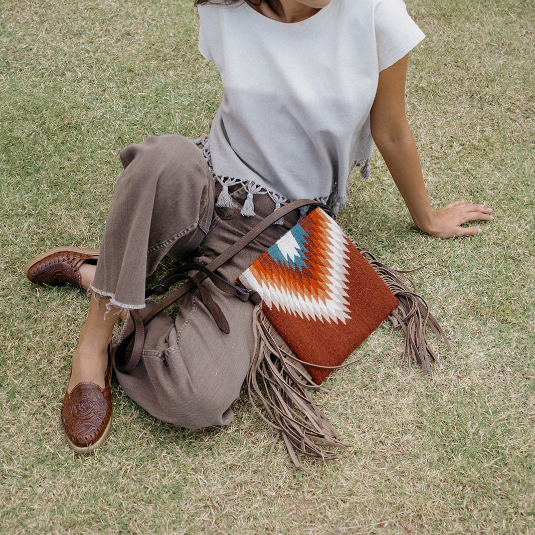 Vuelo Fringe Crossbody
