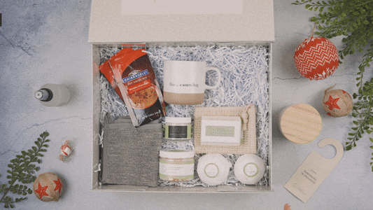 Christmas Love Gift Basket, Galentine’s Day for celebrating friendship - Gift Set Box - show your Friend some LOVE