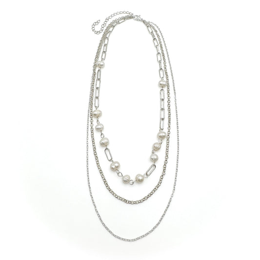 Coquette silver necklace