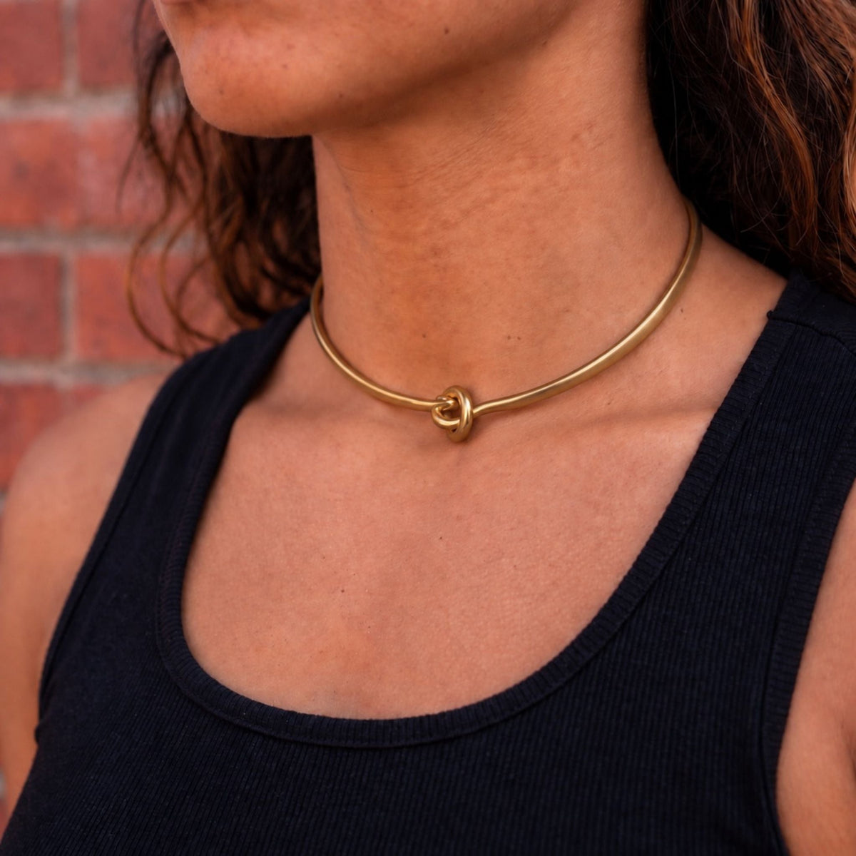 Knot Brass Choker Necklace | Tatu