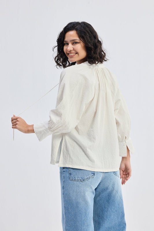 Relaxed Fit Top with Front-tie in Cream