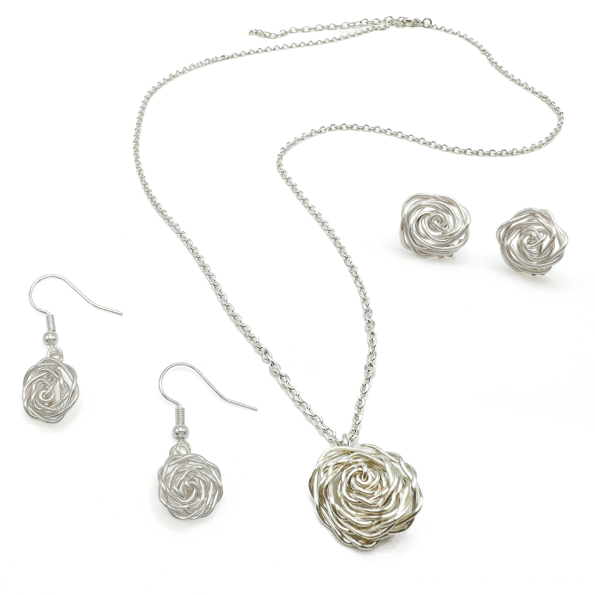 Rosette silver necklace