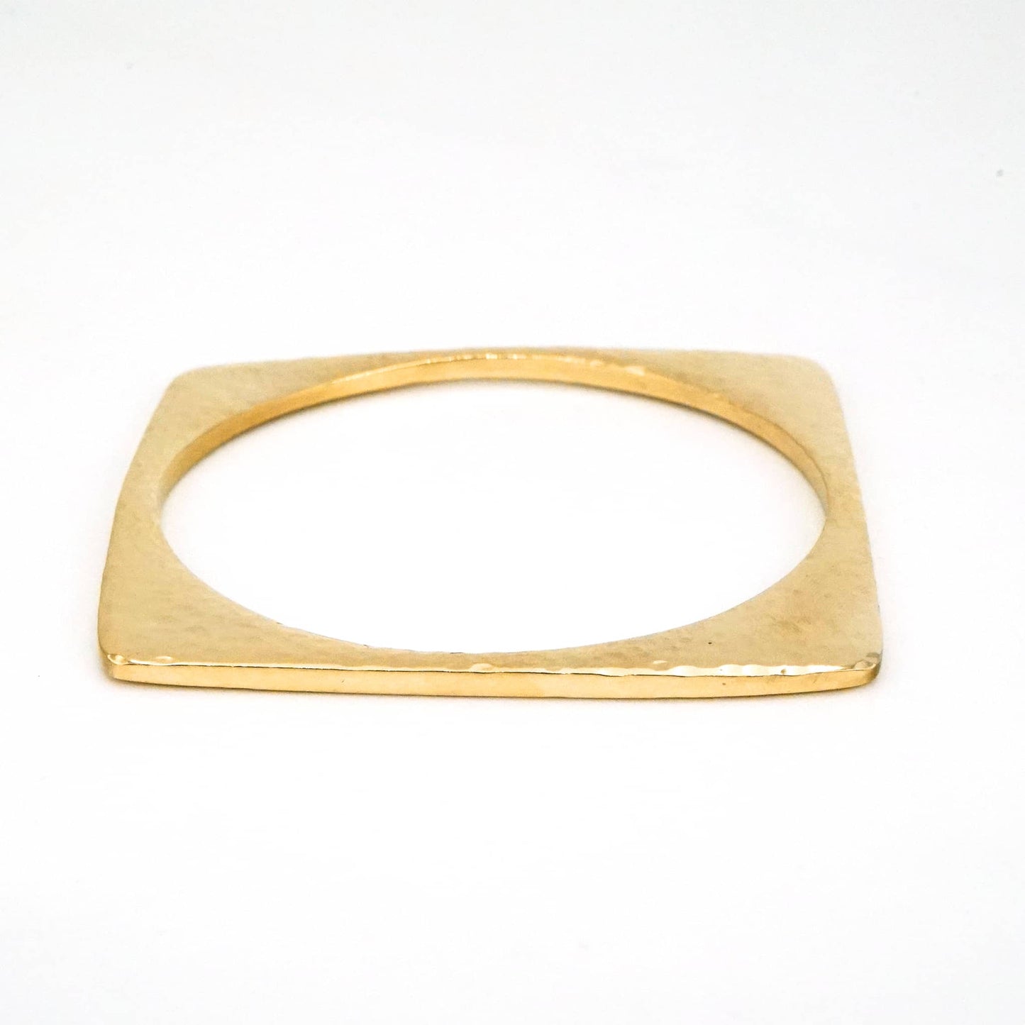 Hammered Square Brass Bangle Bracelet | Leo - Ecodunia