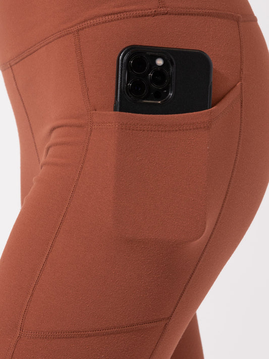 Comfort Fit Ankle Length Pocket Legging