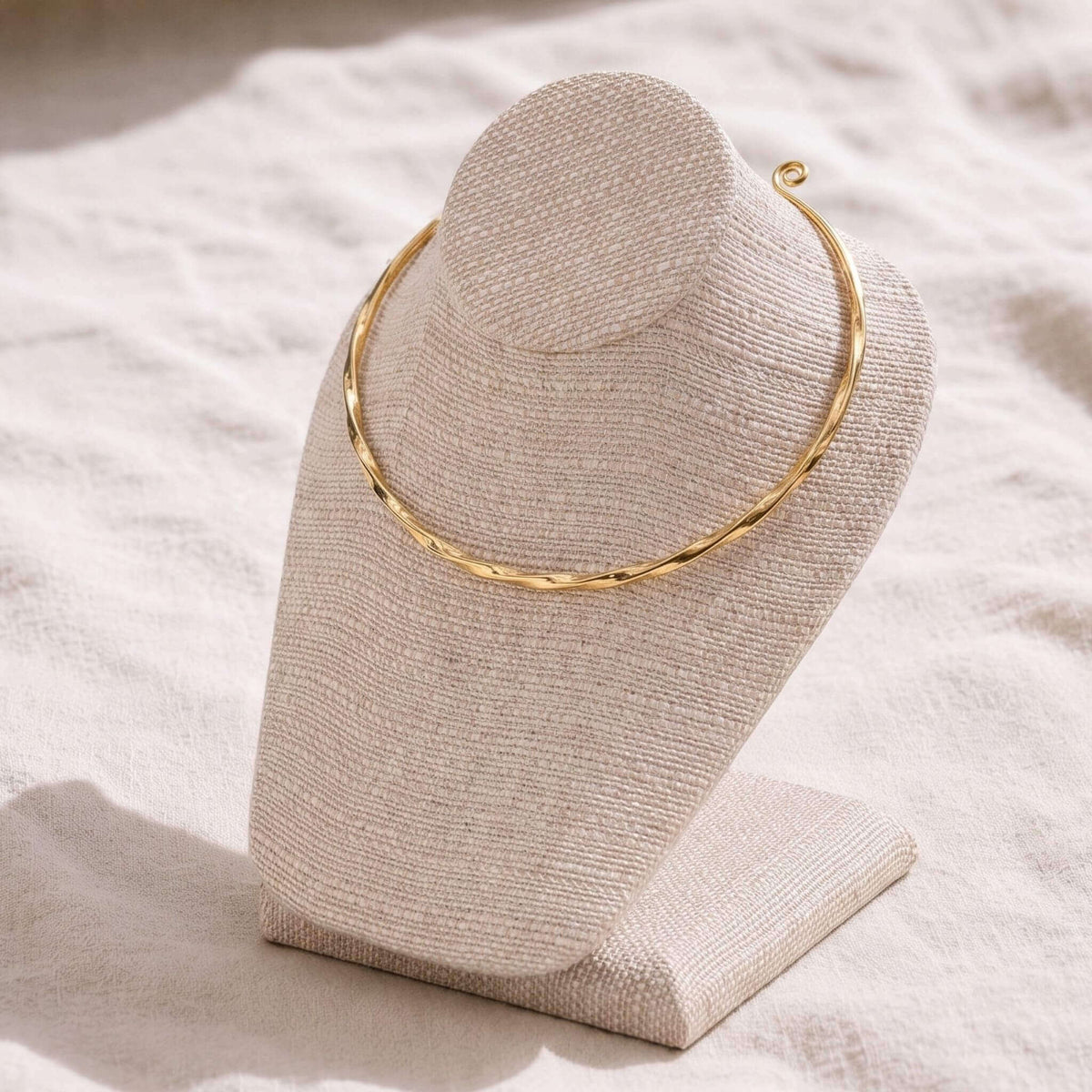Open Collar Brass Choker Necklace for Women | Uzi - EcoDunia