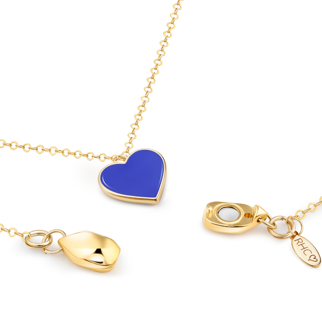 Single Hearted Girl Blue Heart Pendant Necklace Magnetic Clasp