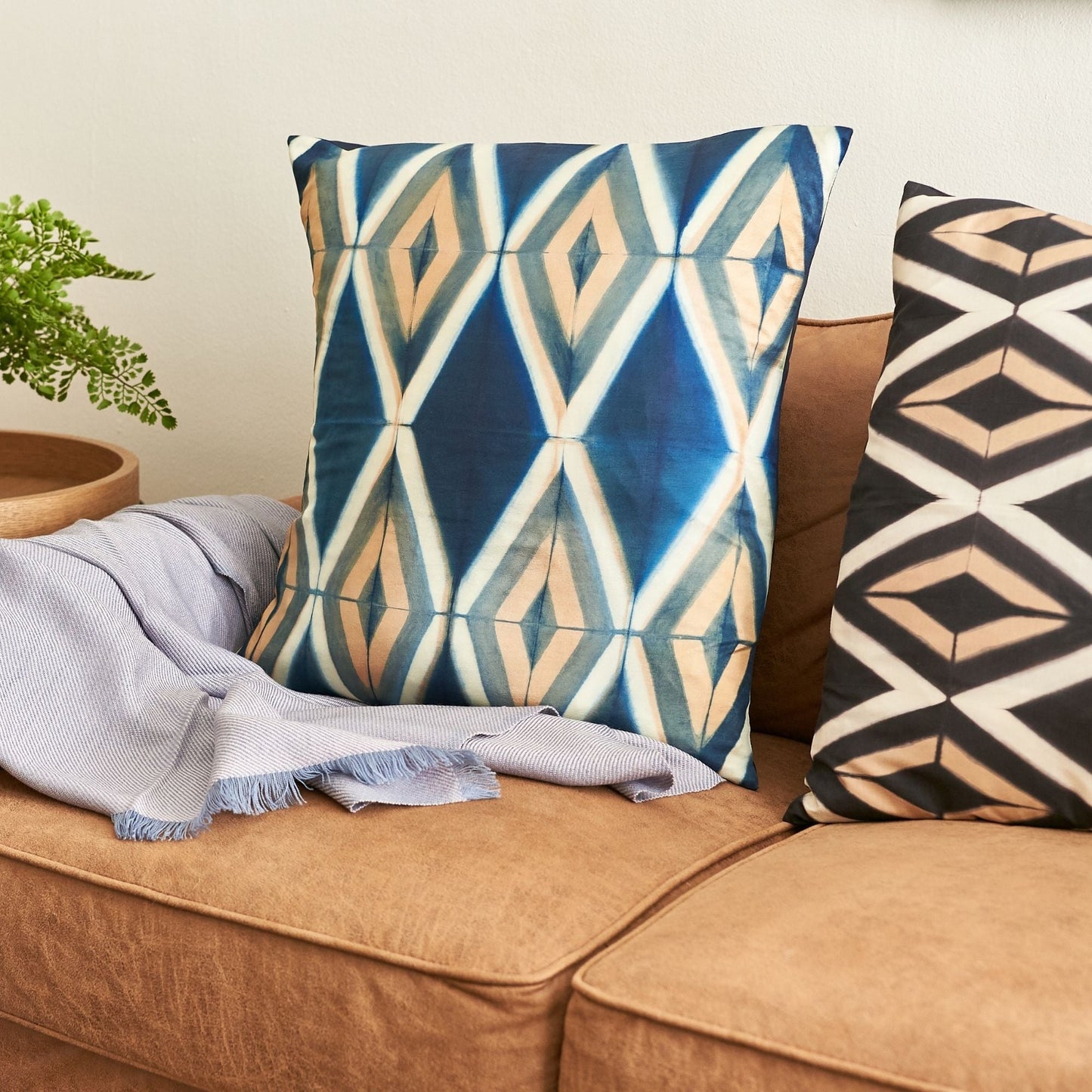 Tisa Indigo Handcrafted Shibori Geometri Print Mulberry Silk Pillow