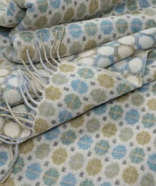 Southampton Home Merino Wool Medallion - Sky