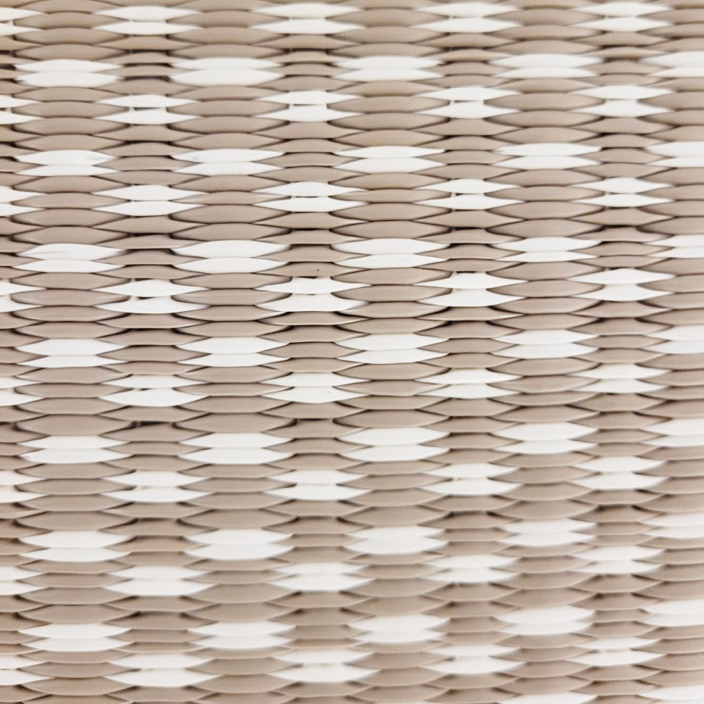 Basic Sand & White