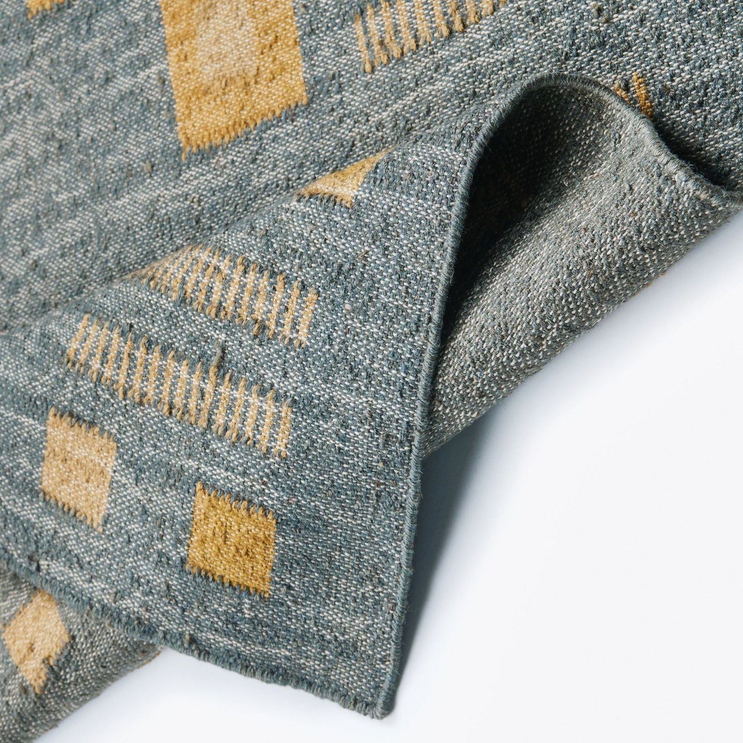 Ash Rug Geometric Pattern Handwoven in Jute