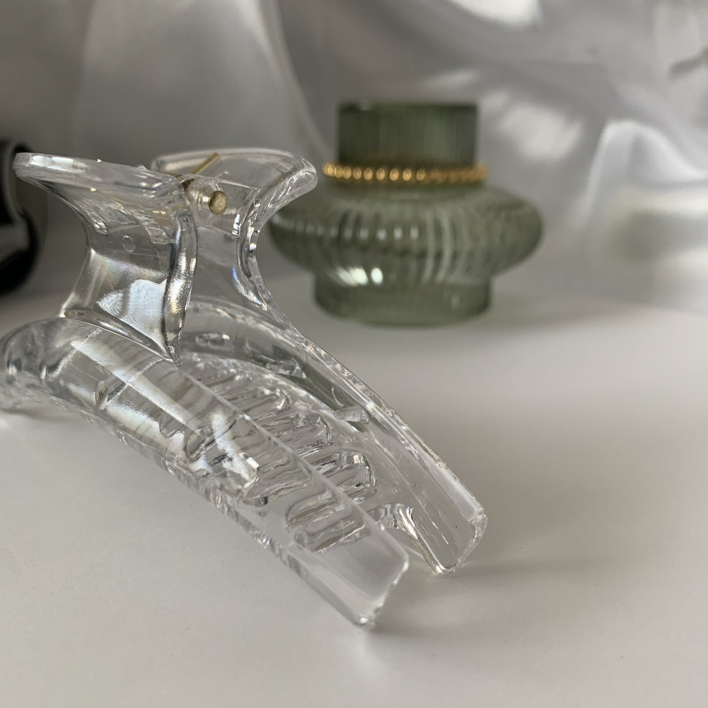 Nina Claw Clip