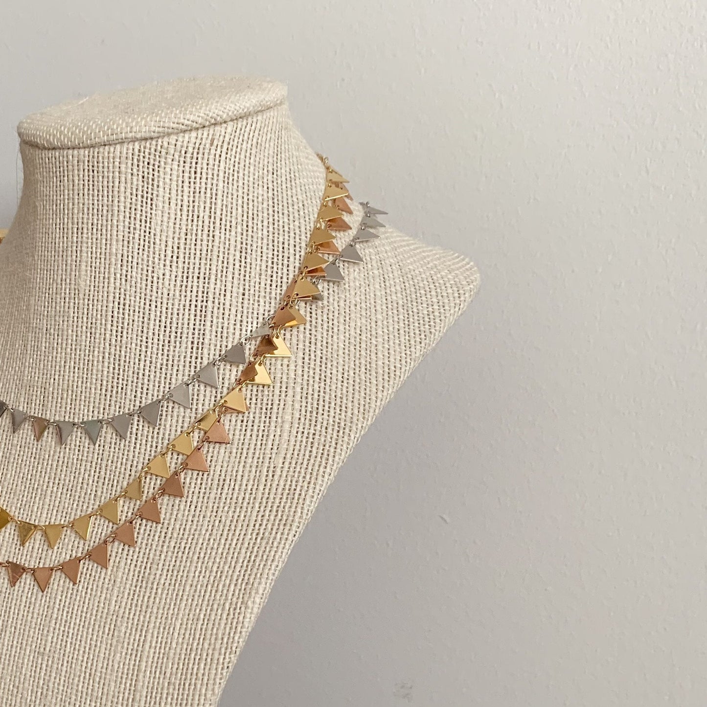 Trois Côté Choker