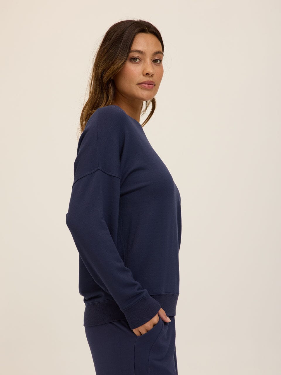 Cathy Boyfriend Feather Fleece Pullover