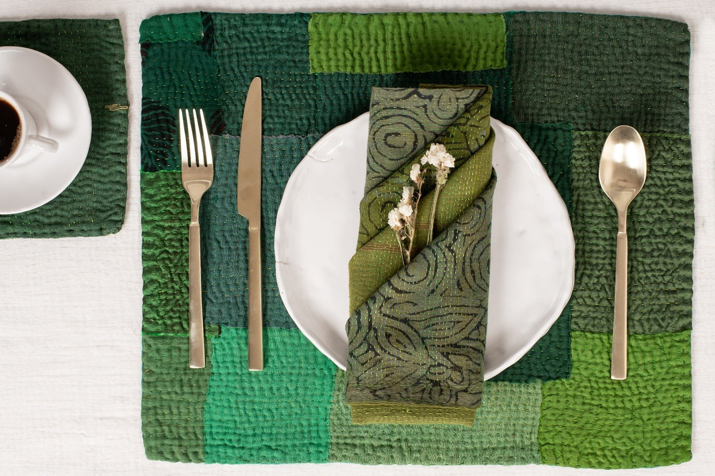 S/2 Landscape Fray Patch Vintage Kantha Placemat - Green
