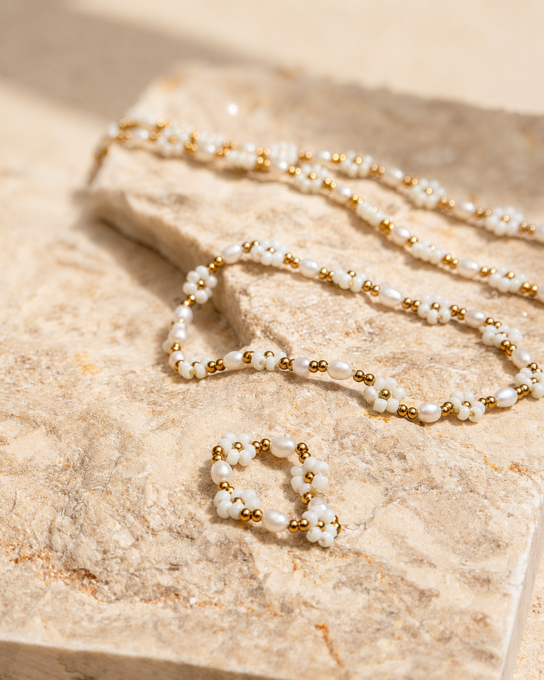 Freshwater Pearl and Flower Beaded Necklace