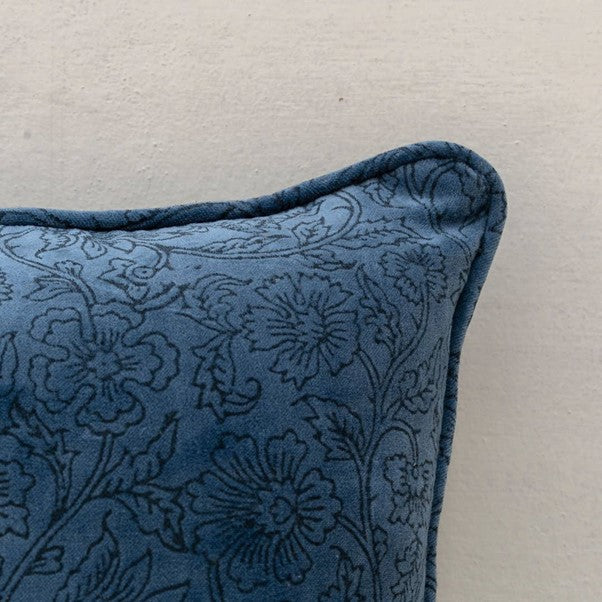 Moontide Velvet Pillow Cover – Blue 14x20