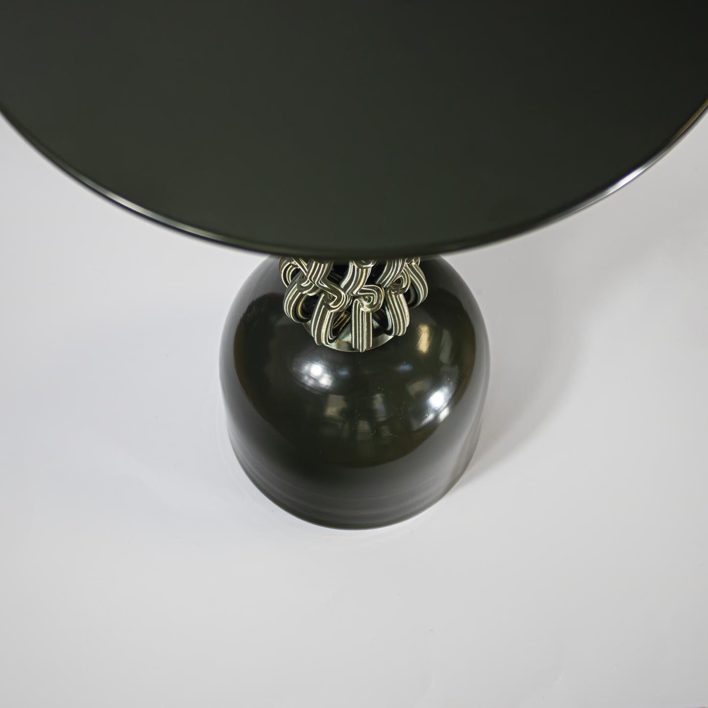 Frosting Martini Table