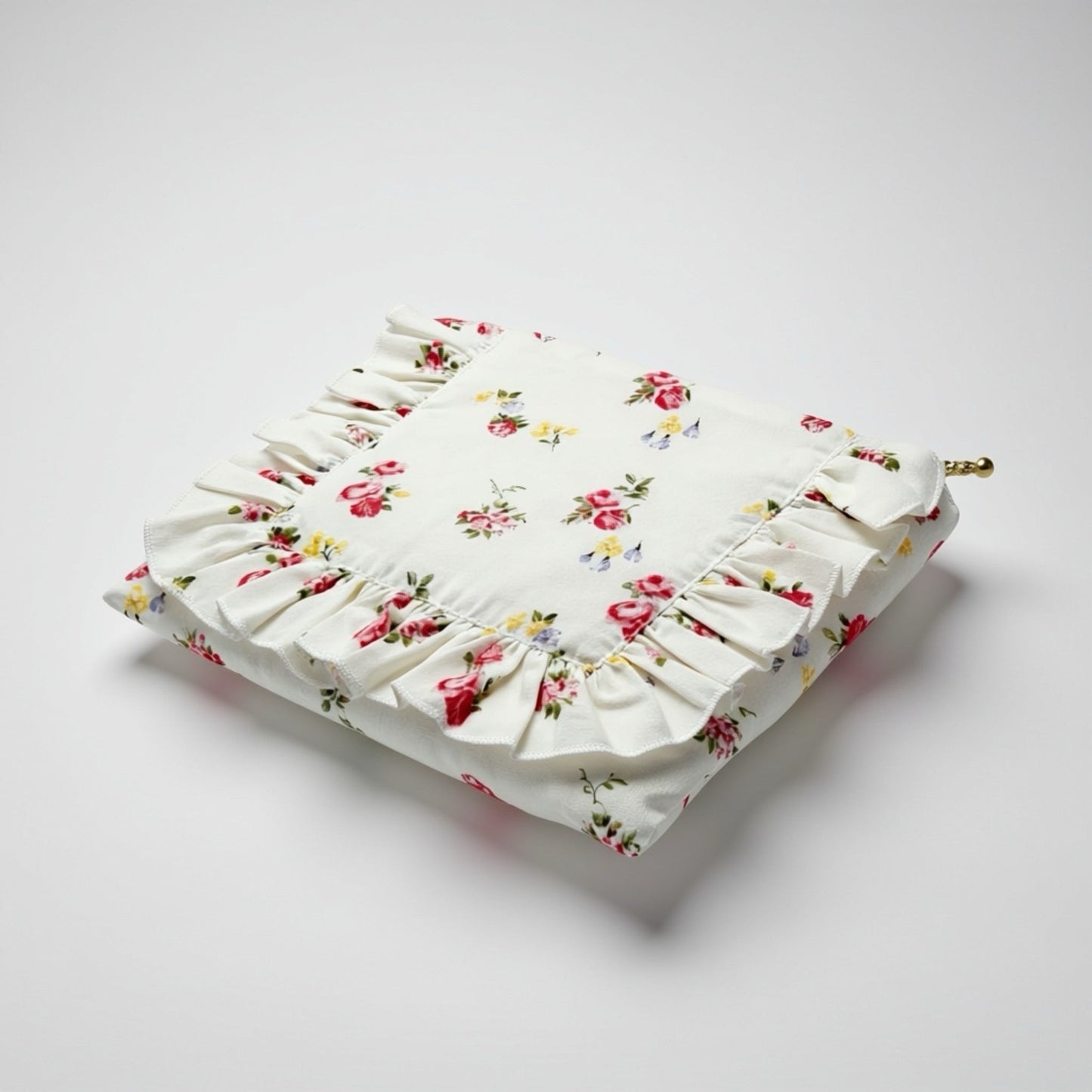 English Rose Posy|Timeless Floral Ruffle Zipper Pouch