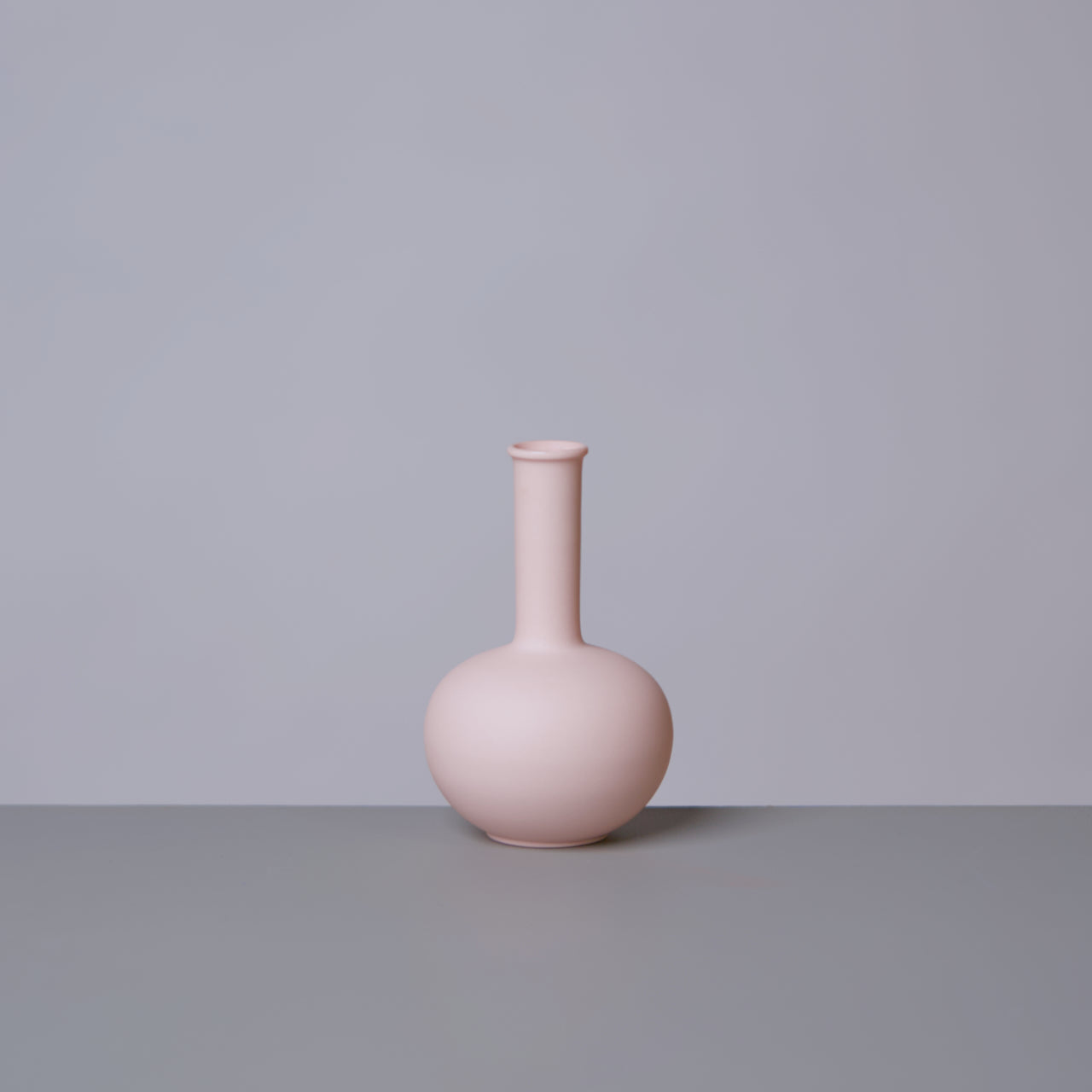 Matte Porcelain Mini Beauty Vase