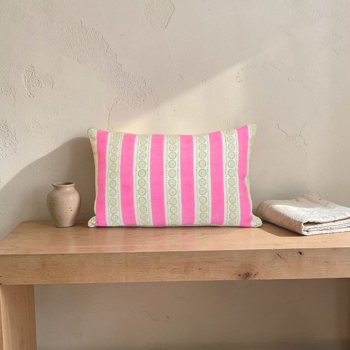 Malhaar Linen Pillow Cover - Pink