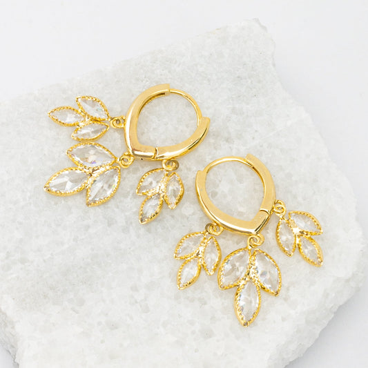 A photo of stunning gold earrings, bridal earrings, classy earrings for women, gold earrings for wedding