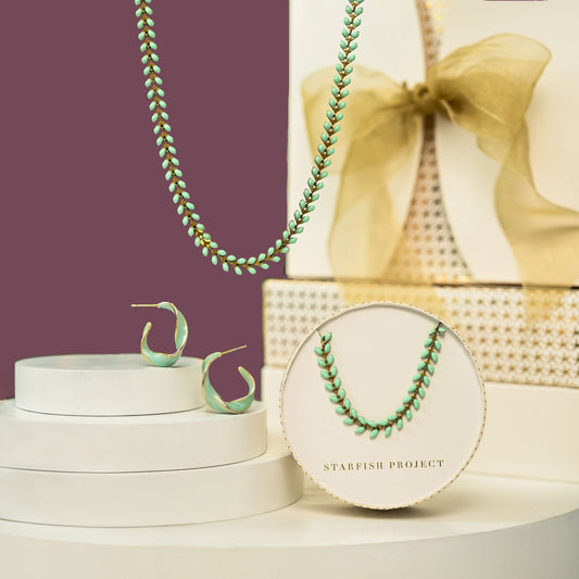 With a Twist Gift Set