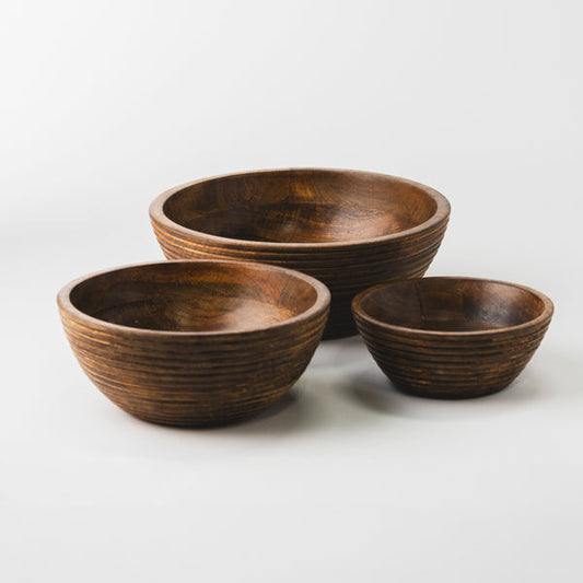 Cascade Handcarved Mango Wood Nested Bowls – Set of 3