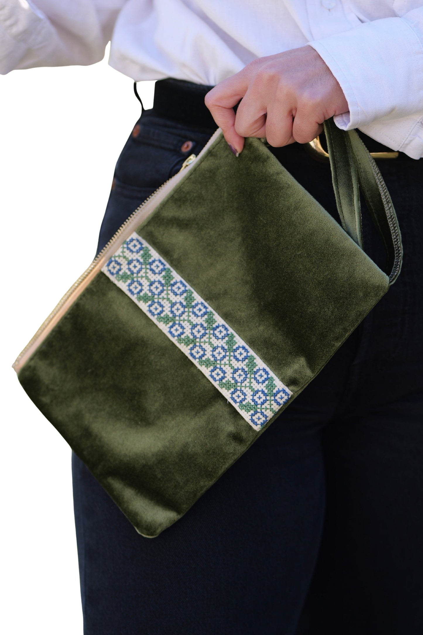 Tatreez Velvet Clutch - Green