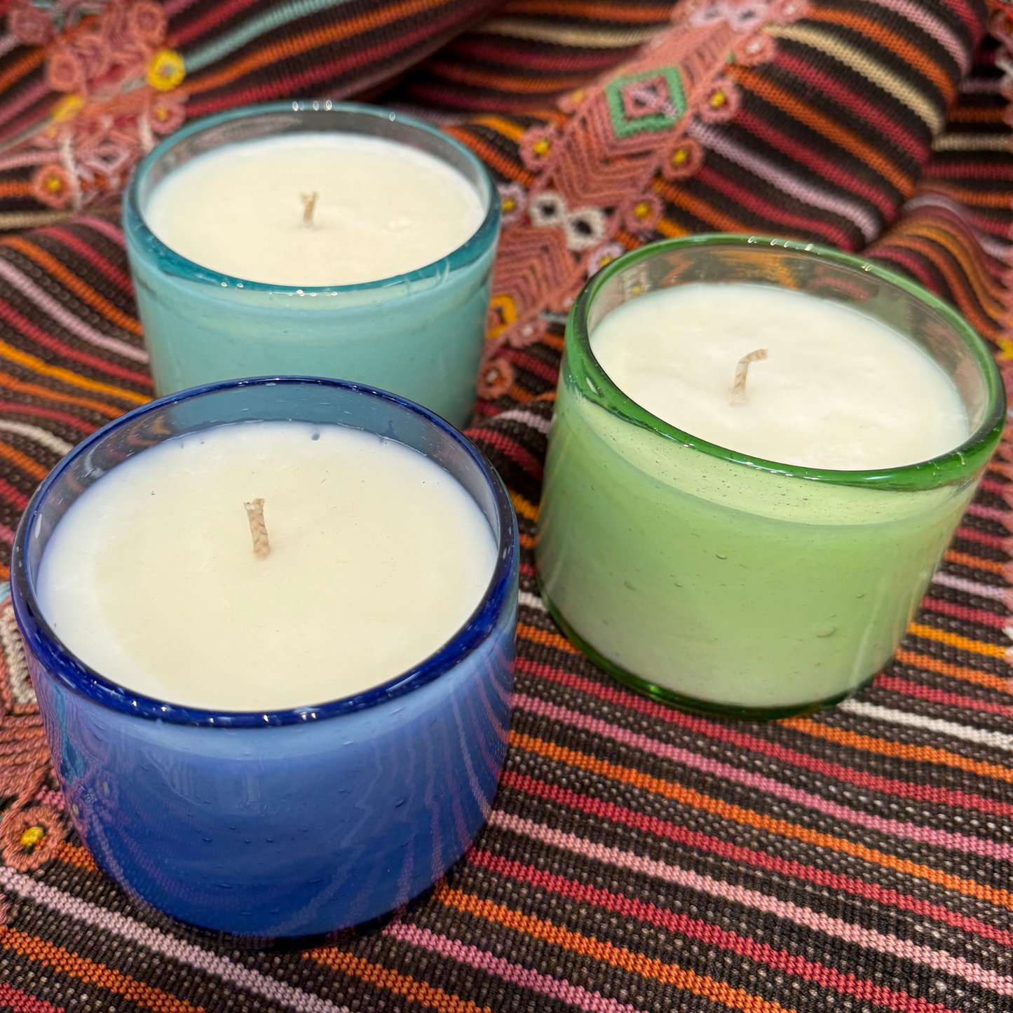 Atitlán Sunrise Candle – Handblown Glass Meets Handcrafted Fragrance