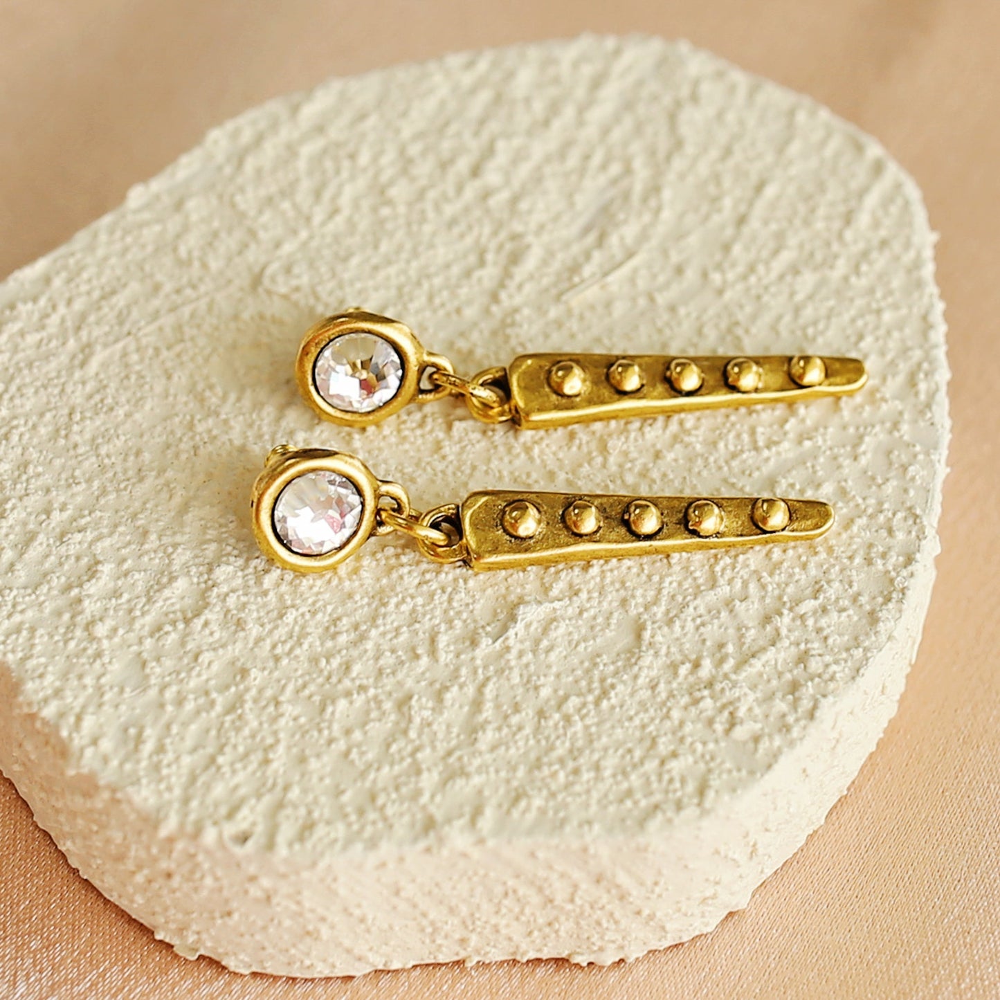 Vale Earrings