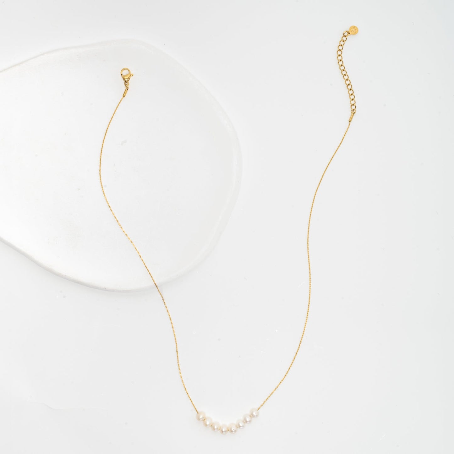 Pearl gold necklace for women, creative gift ideas for Christmas, fair trade store online 