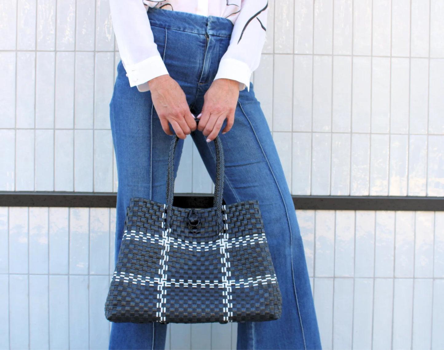The Midi Piper Handwoven Tote · Recycled Plastic