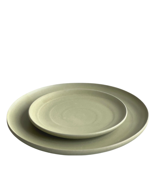 Palo Santo Plates in Moss