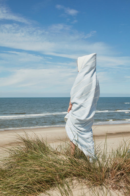 Raita Hooded Towel - Cloud / Caramel