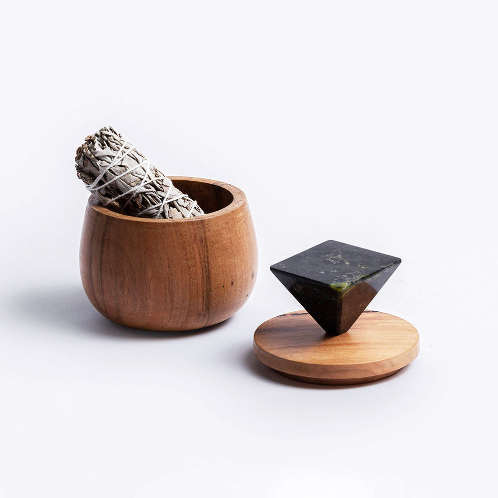 Black Onyx round jewel box