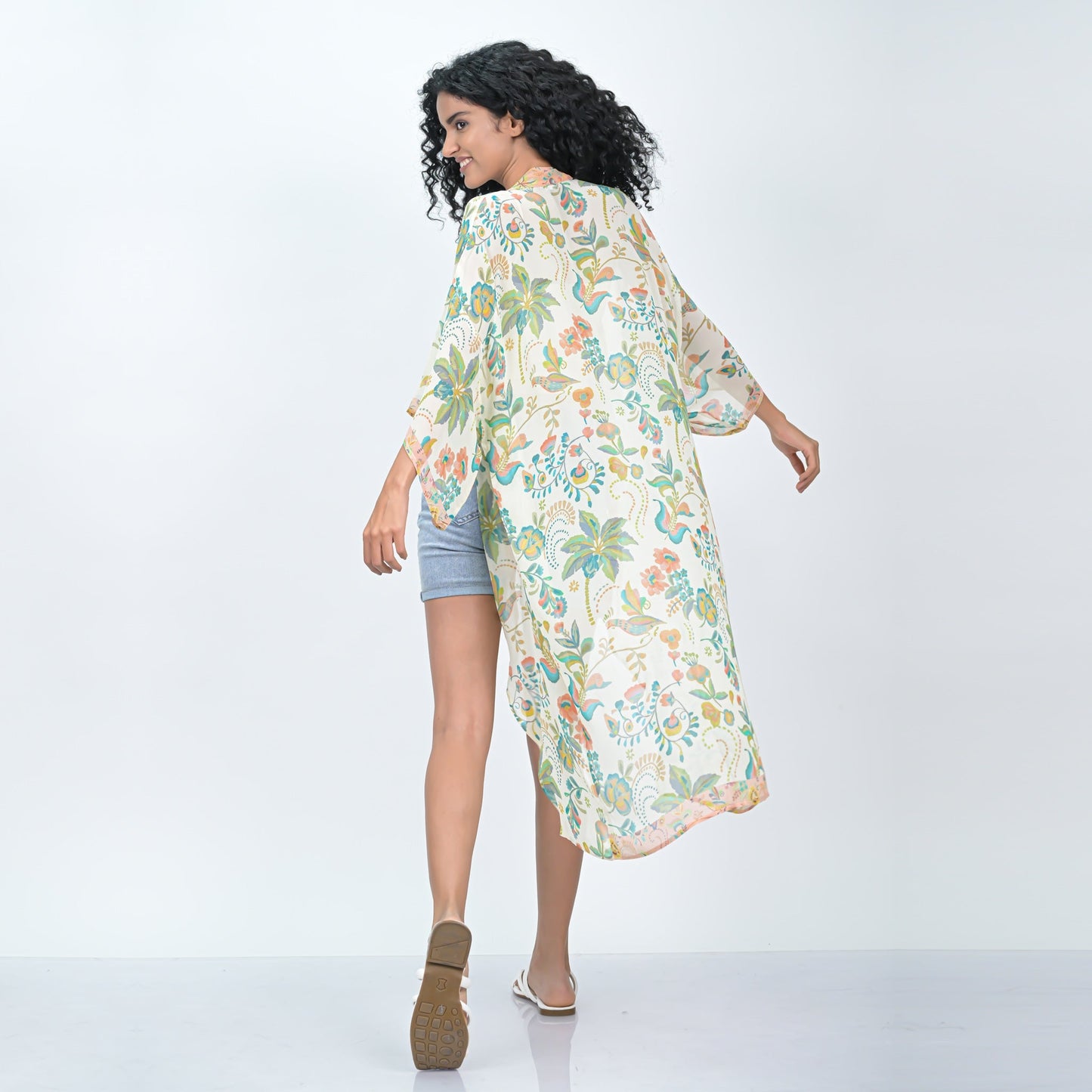 Charming Floral Kimono - Beige