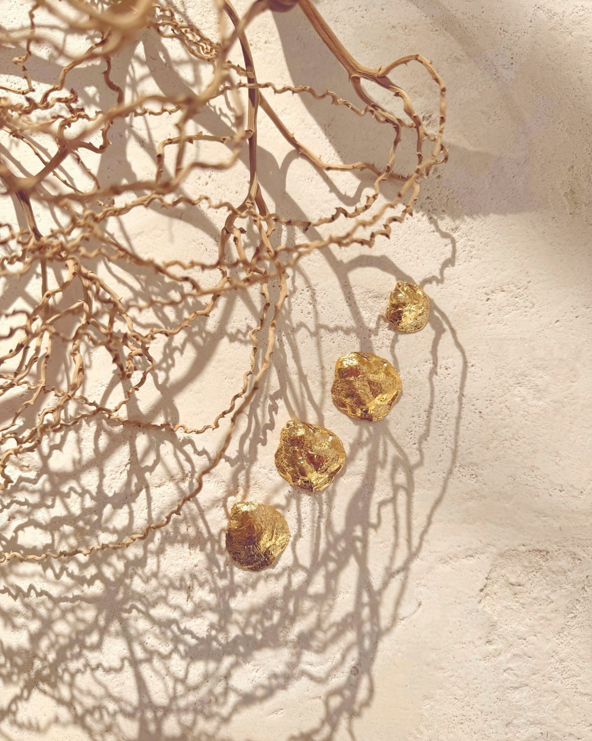 Found Treasure Mini Pearl Oyster Necklace