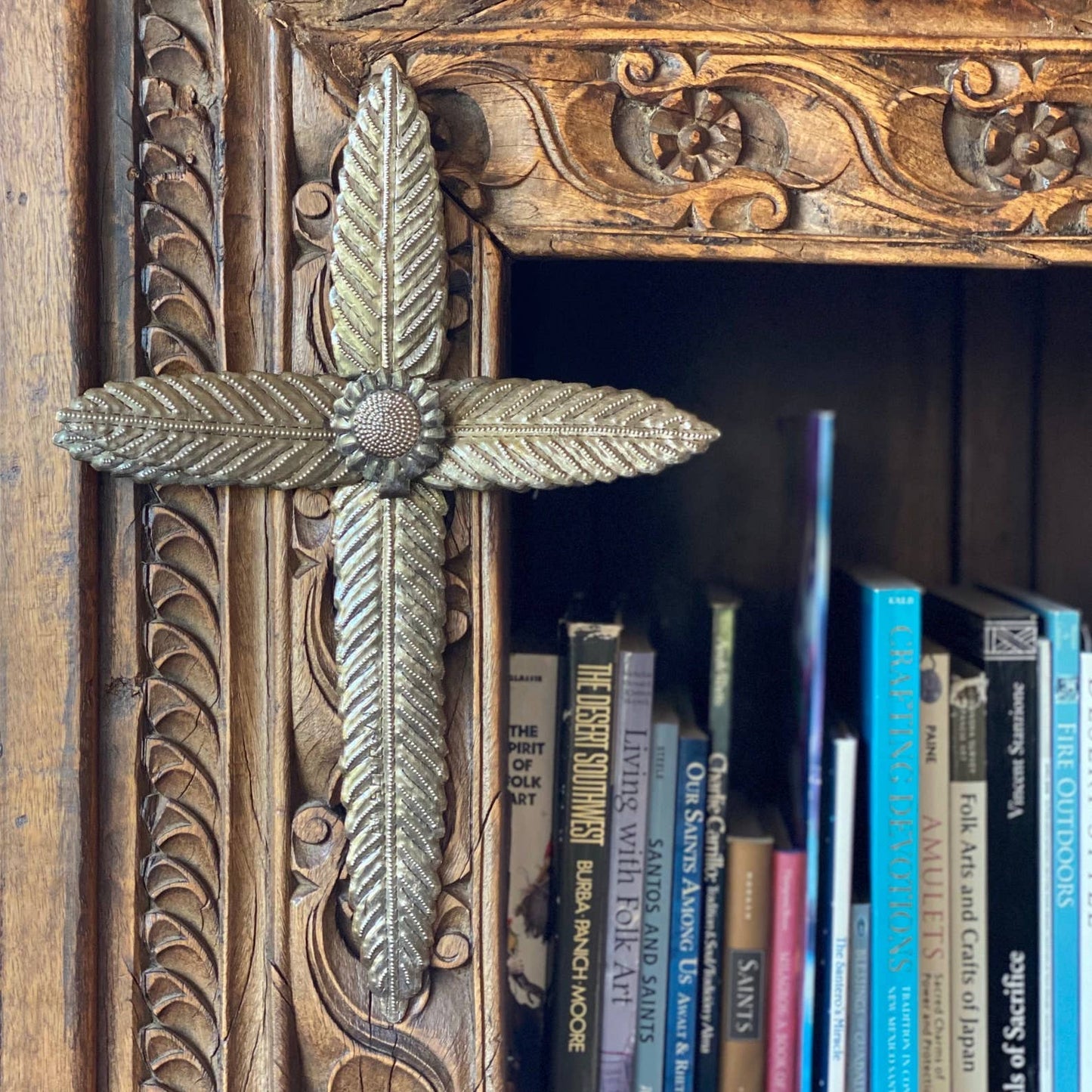 Handmade Haitian Metal Wall Cross 8x13 w/ Center Flower