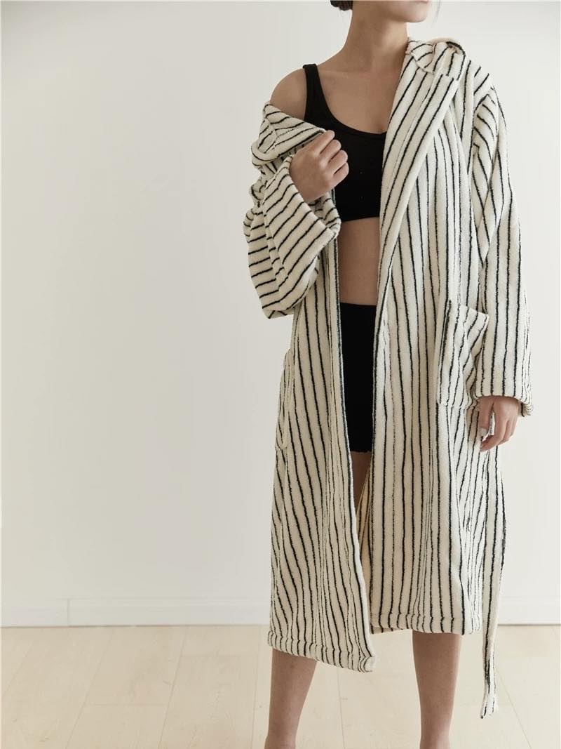 Scandi Retro 100% Long-stapled Cotton Stripe Hooded Bathrobe