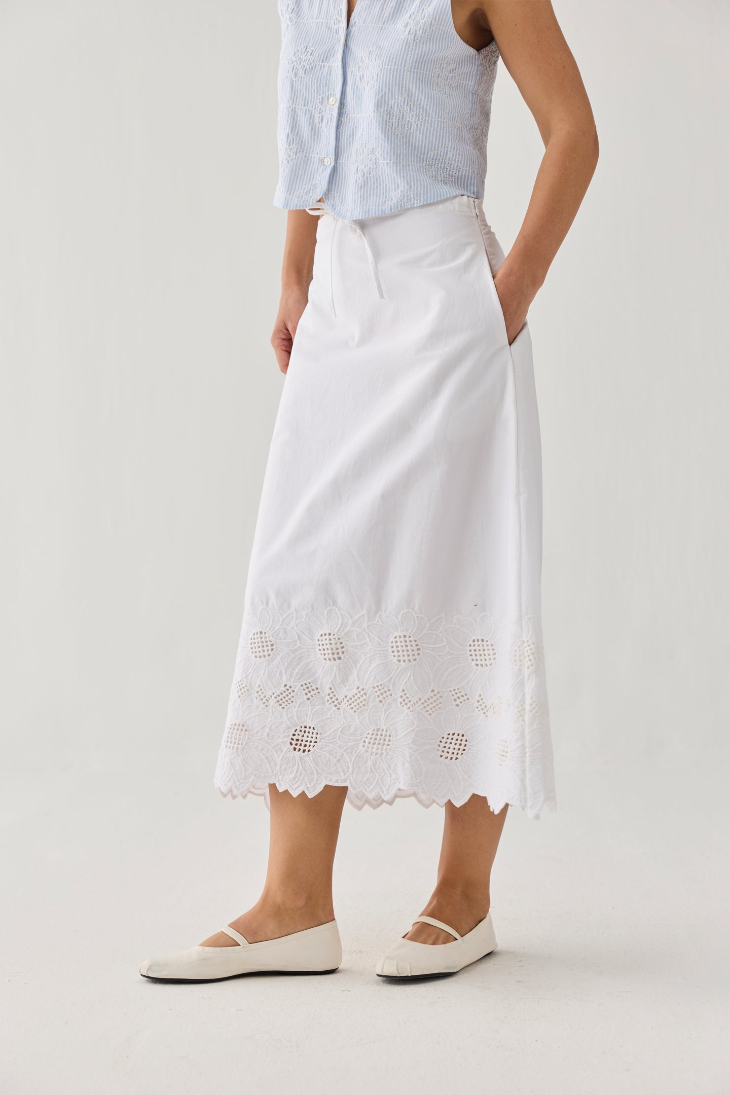 Embroidered Midi Skirt in White