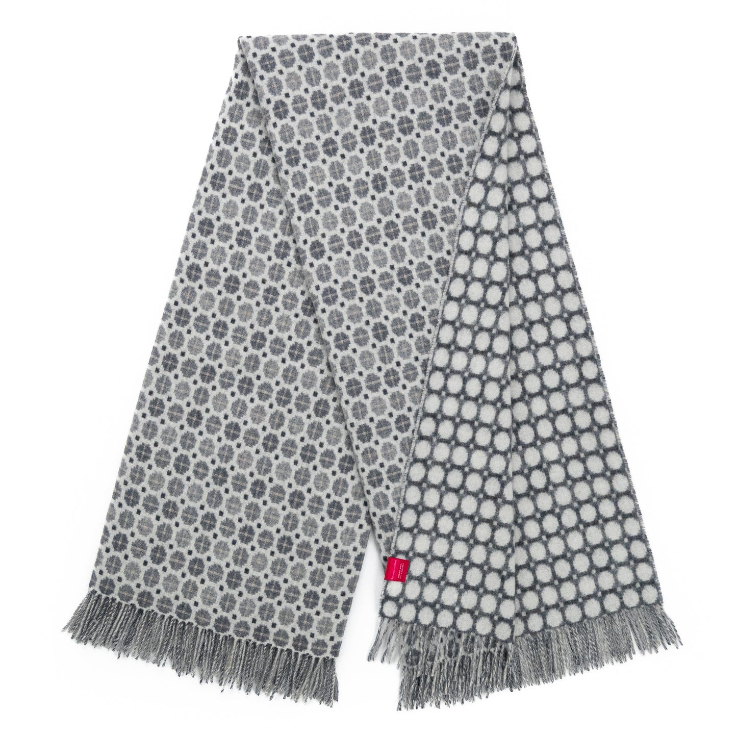 Southampton Home Merino Wool Medallion - Grey