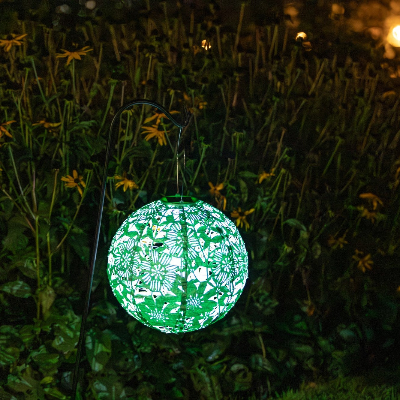 Soji Stella - Globe Sunflower - 12" Solar Lantern