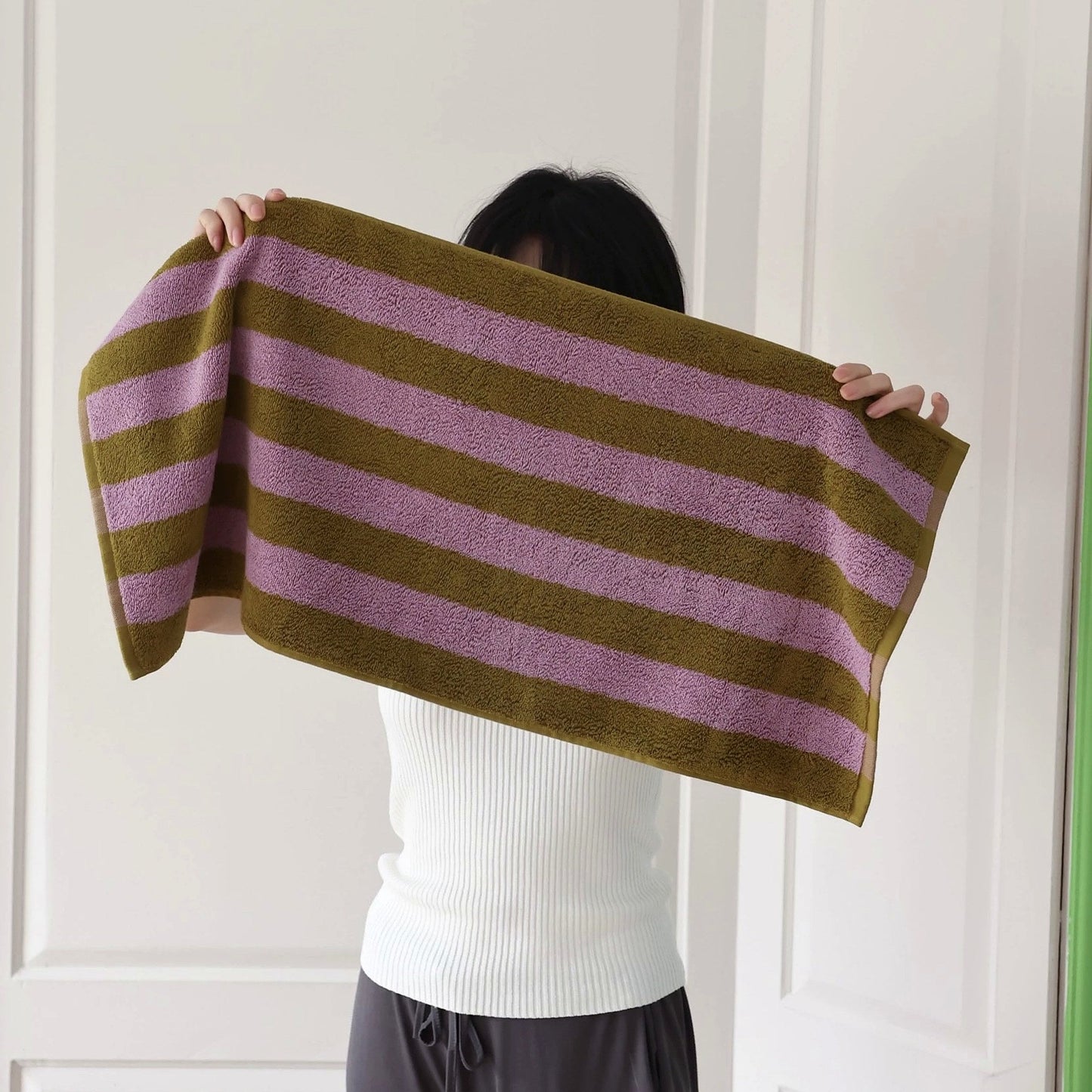 Ultra Soft Absorbent Terra Stripe Bath Towel