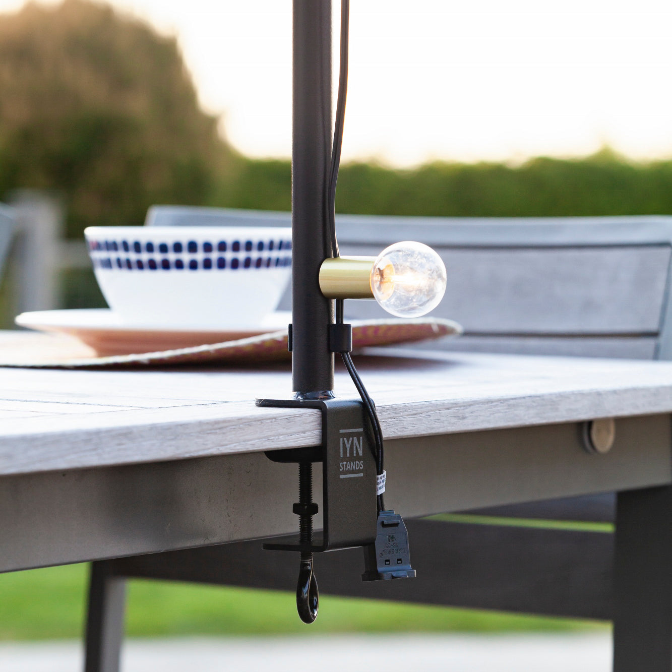 Indoor-Outdoor Table Frame for String Lights and Décor